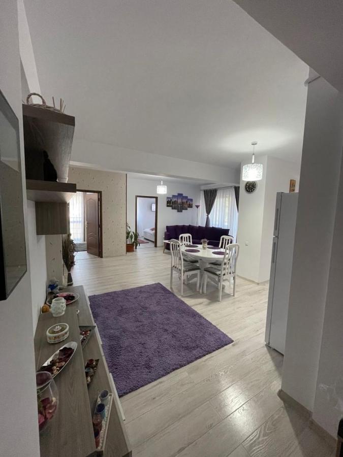 Deny'S Apartament جورا هومورولوي المظهر الخارجي الصورة